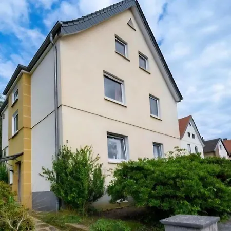 Apartment Mit Großem Garten Und Charme