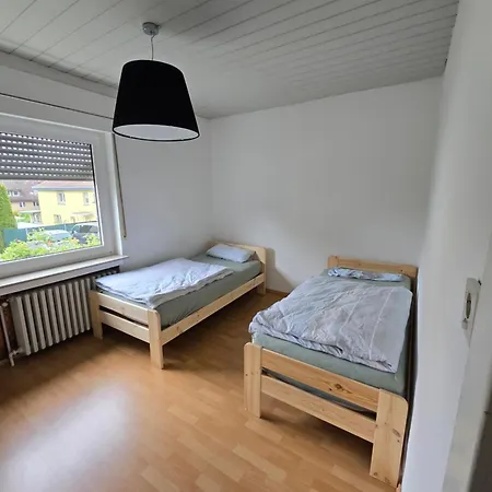 Mit Grossem Garten Und Charme